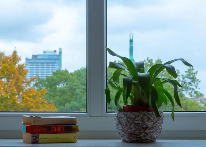 Liberty Airy Hostel *